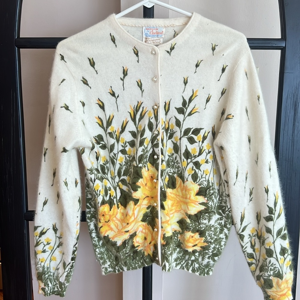 Gorgeous Vintage Hand-screen Angelina By Darlen yellow Roses French Angora sz s